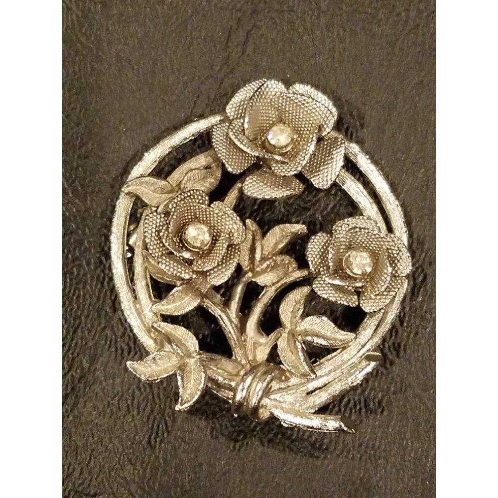Vintage silver tone floral brooch roses‎